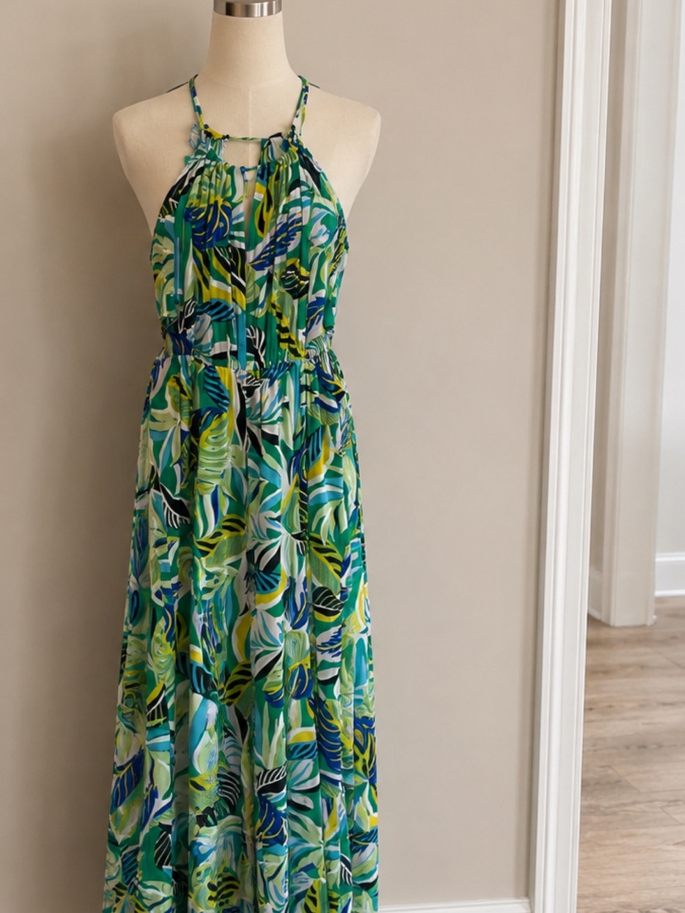 Jessica Simpson Green Blue Leaf-Print Halter Maxi Dress